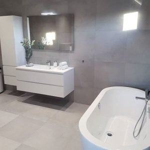 Top bathroom renovation contractor